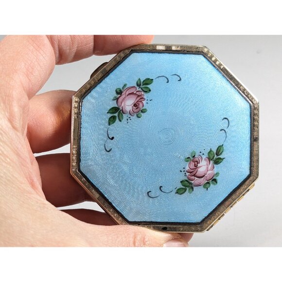 1920s Baby Blue Guilloche Enamel Compact, Fancy powder, rouge & mirror compact, - Picture 15 of 16